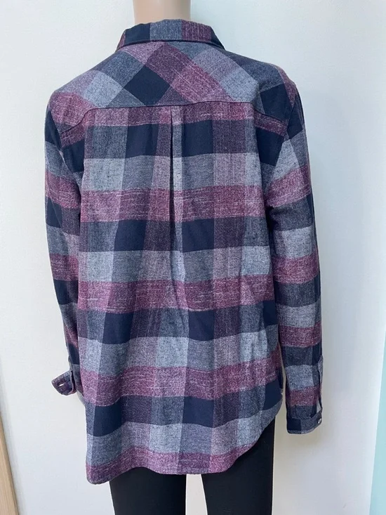 Carbon 2 Cobalt Womans shirt medium Winterberry Plaid Button-Down - Picture 5 of 8